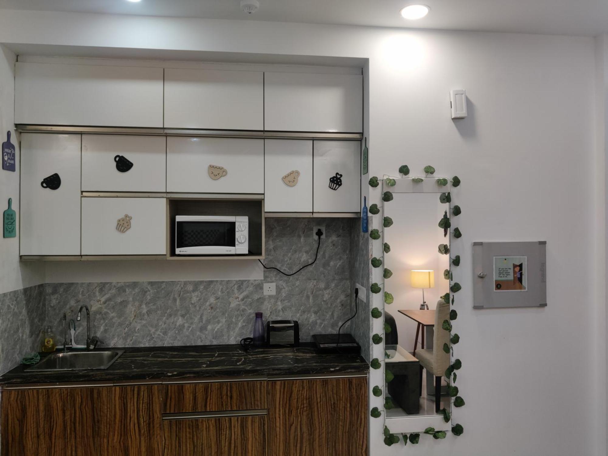 The Forest Stays-Luxury Studio Apartment In Noida Exteriér fotografie