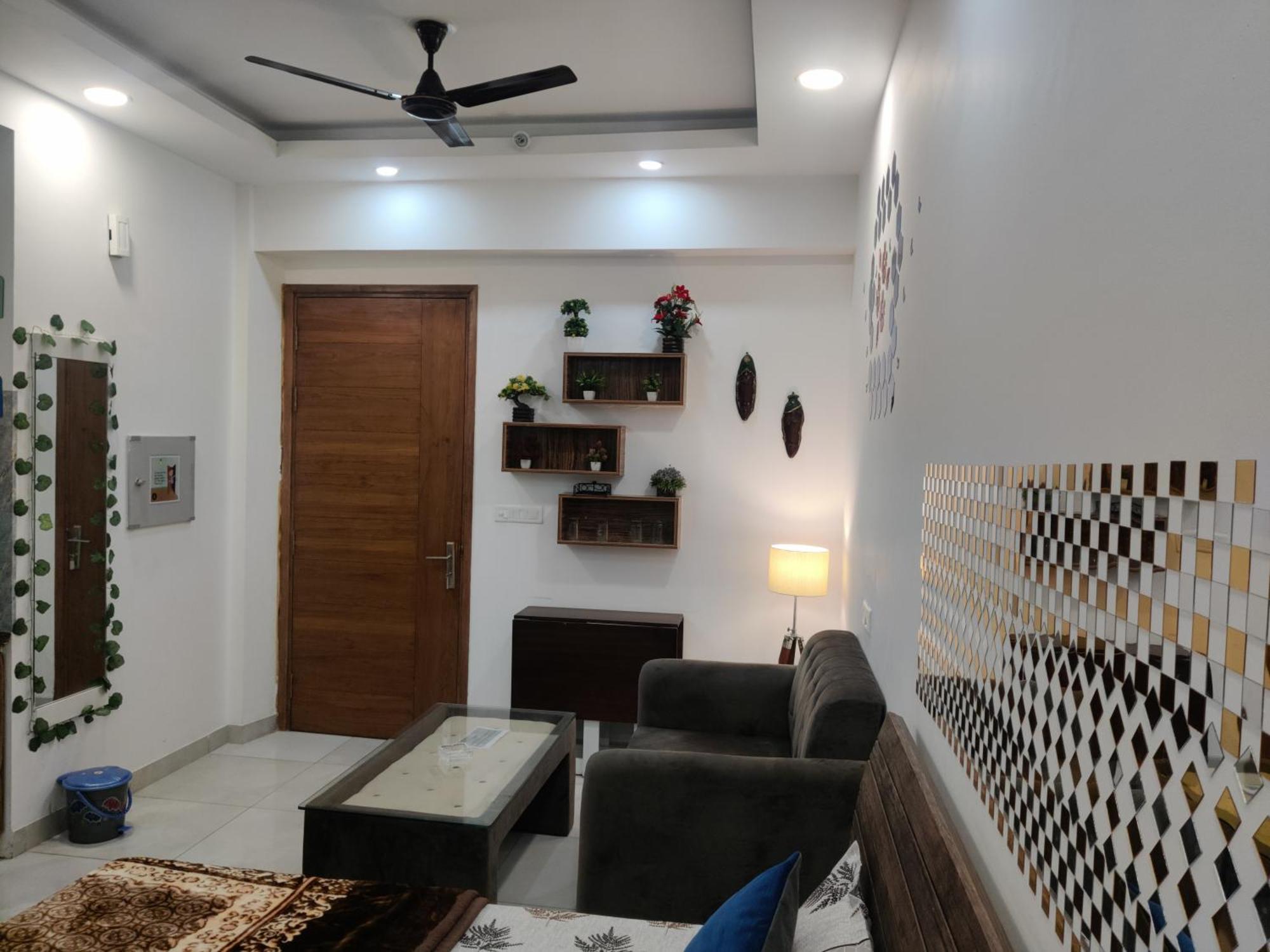 The Forest Stays-Luxury Studio Apartment In Noida Exteriér fotografie